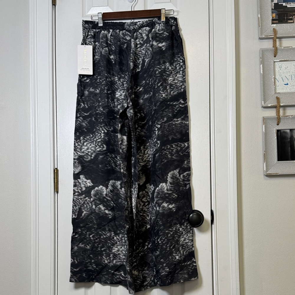 Athleta Calm Cool Wide Leg Pants Black Gray Print NWT Size Medium - Picture 6 of 10